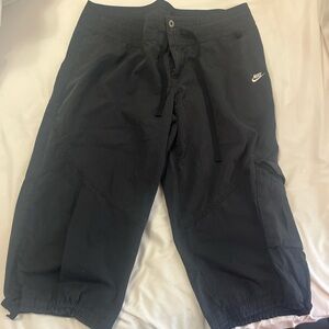 Nike womens Black Athletic Capri Shorts